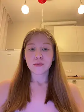 Eva Weyne online show from April 9, 8:48 pm