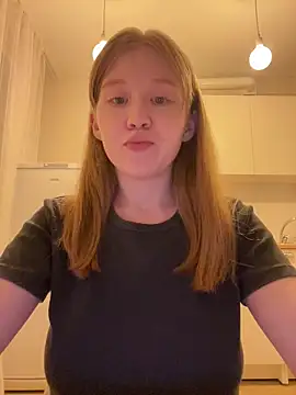 Eva Weyne online show from April 12, 8:34 pm