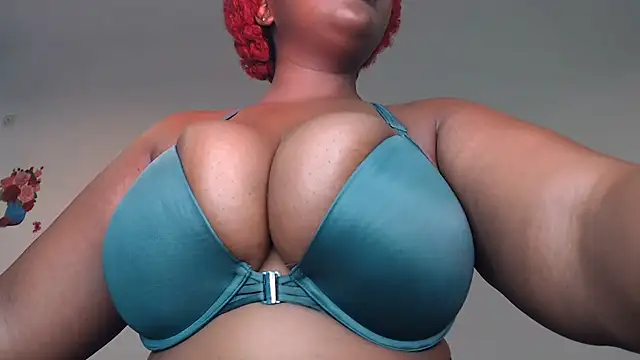 chococreamie online show from June 20, 11:37 am