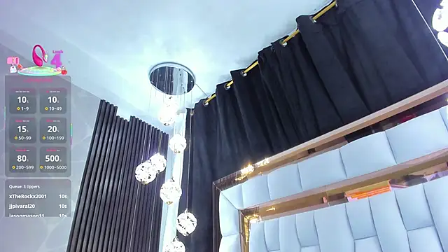 SarayRoyse online show from December 15, 7:20 pm