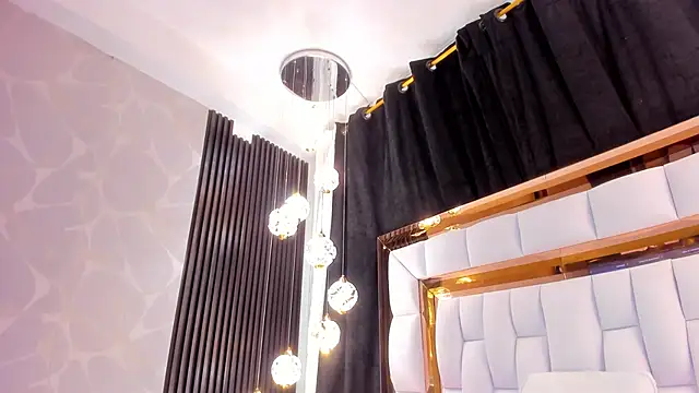 SarayRoyse online show from November 17, 7:29 pm