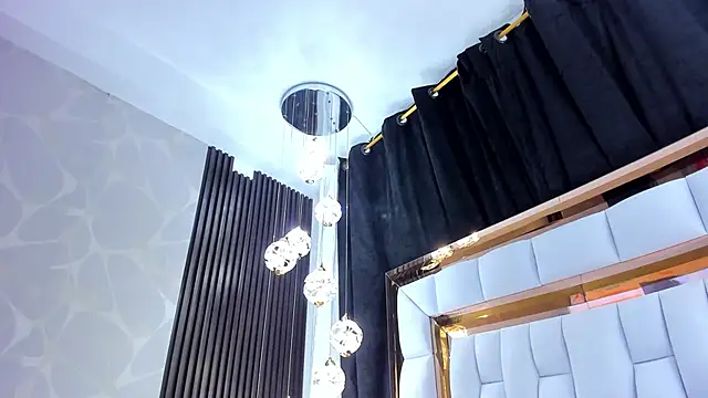 SarayRoyse online show from January 15, 7:28 pm