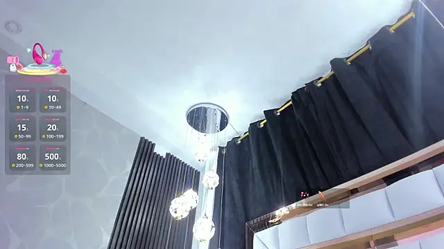 SarayRoyse online show from October 7, 7:37 pm