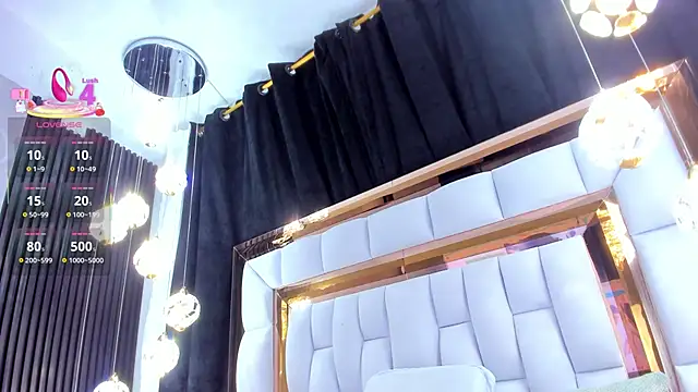 SarayRoyse online show from October 28, 7:24 pm