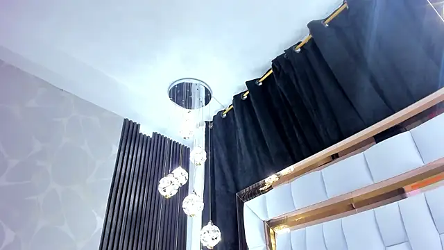 SarayRoyse online show from September 20, 7:41 pm