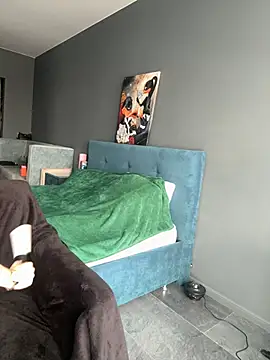 Snapshot of Sweet__Milly chatting on March 3, 12:17 pm Sweet Milly online show from March 3, 12:17 pm