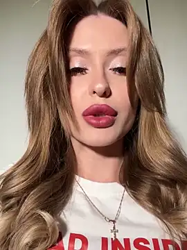 Sweet  Milly online show from December 17, 12:43 pm