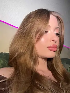 Sweet  Milly online show from April 17, 4:32 pm