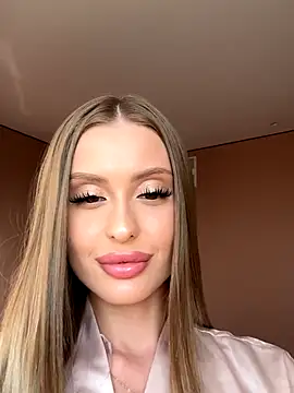 Snapshot of Sweet__Milly chatting on September 16, 1:34 pm Sweet Milly online show from September 16, 1:34 pm