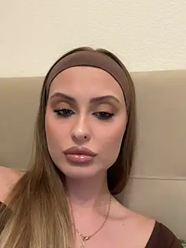 Sweet  Milly online show from March 18, 4:41 pm