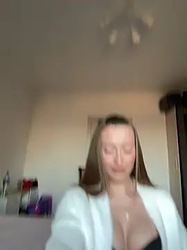 Sweet  Milly online show from June 3, 4:44 pm