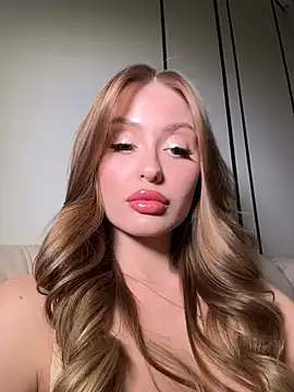 Sweet  Milly online show from February 17, 4:15 pm