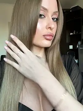 Sweet  Milly online show from May 13, 3:30 pm