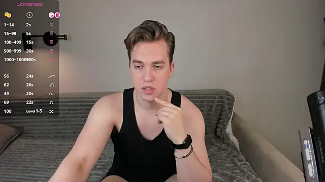 Snapshot of AustinButler chatting on December 27, 7:57 pm AustinButler online show from December 27, 7:57 pm