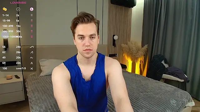 Snapshot of AustinButler chatting on January 10, 8:48 pm AustinButler online show from January 10, 8:48 pm