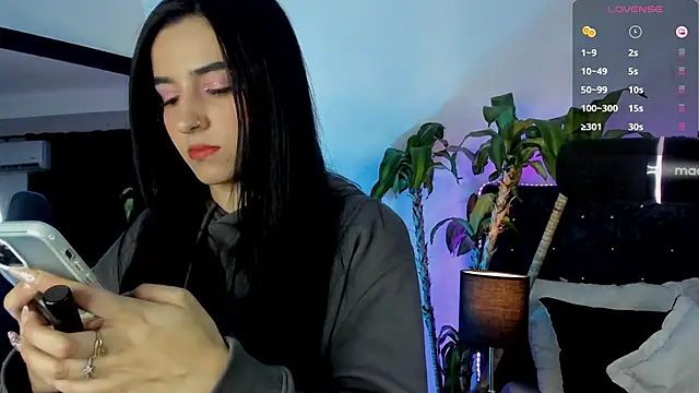 devlin violett online show from January 4, 4:33 am