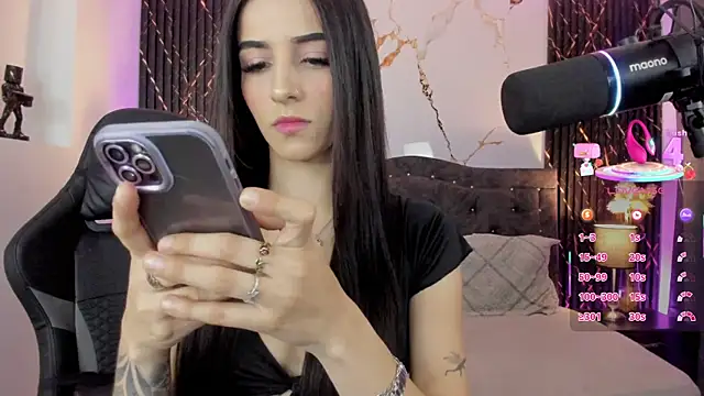 devlin violett online show from November 15, 2:26 am