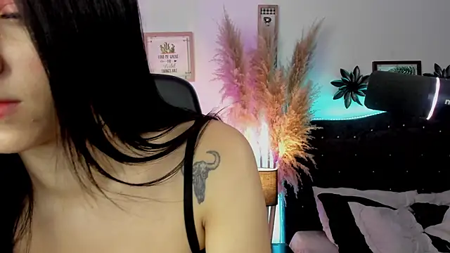 devlin violett online show from February 27, 5:29 am