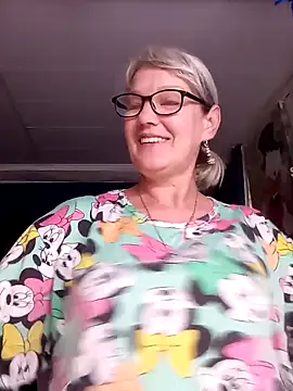 irinamaux online show from June 3, 6:25 am