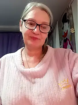 irinamaux online show from February 25, 6:41 pm