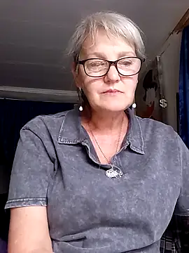 irinamaux online show from June 23, 2:20 am