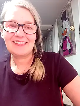 irinamaux online show from March 1, 6:19 pm