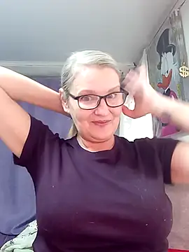 irinamaux online show from February 24, 11:00 am