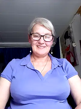 irinamaux online show from June 27, 12:22 pm