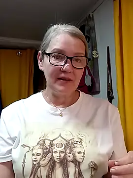 irinamaux online show from March 25, 11:14 pm