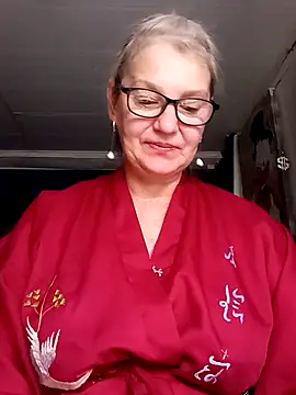 irinamaux online show from June 17, 6:46 am