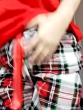 Snapshot of irinamaux chatting on December 5, 2:26 pm irinamaux online show from December 5, 2:26 pm