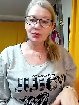 irinamaux online show from March 11, 4:50 am