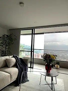 Brunettexio online show from September 19, 9:52 pm