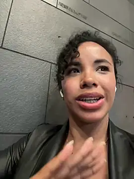 Brunettexio online show from March 14, 8:10 am