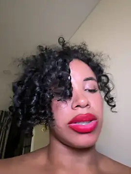 Brunettexio online show from March 7, 5:18 am