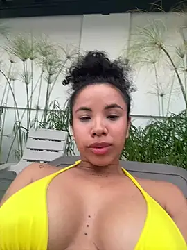 Brunettexio online show from January 24, 10:08 pm