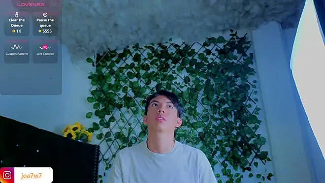 Levii Ackermann online show from January 9, 2:02 pm