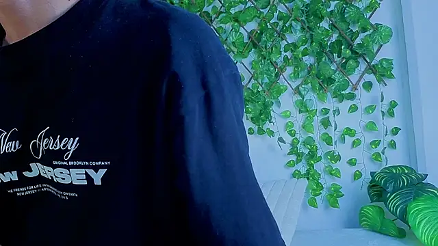 Levii Ackermann online show from January 15, 7:39 pm