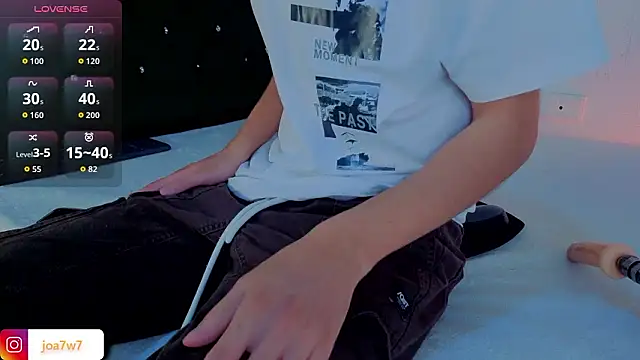 Levii Ackermann online show from March 5, 2:35 pm