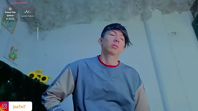 Levii Ackermann online show from March 18, 2:08 pm