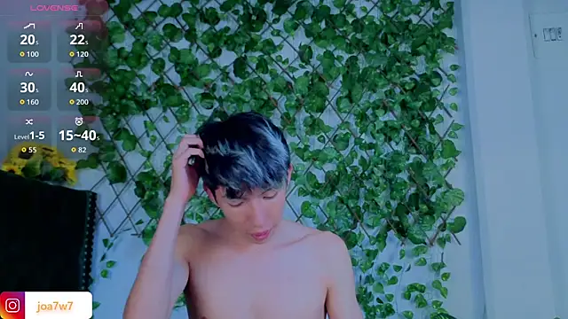 Levii Ackermann online show from November 18, 7:50 pm