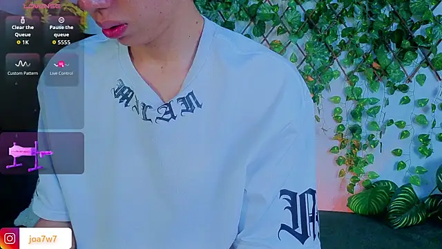 Levii Ackermann online show from January 8, 2:01 pm