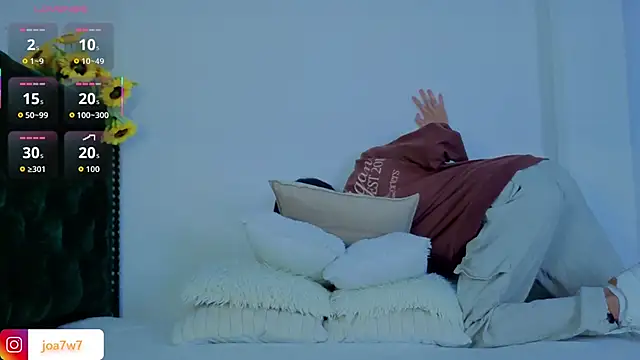 Levii Ackermann online show from March 13, 1:49 pm