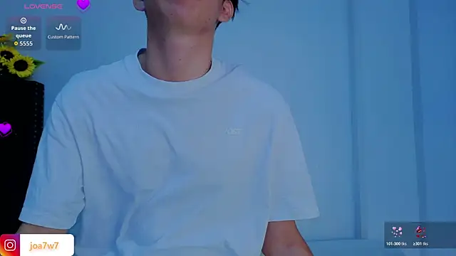 Levii Ackermann online show from April 7, 1:57 pm