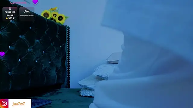 Levii Ackermann online show from March 25, 4:28 pm