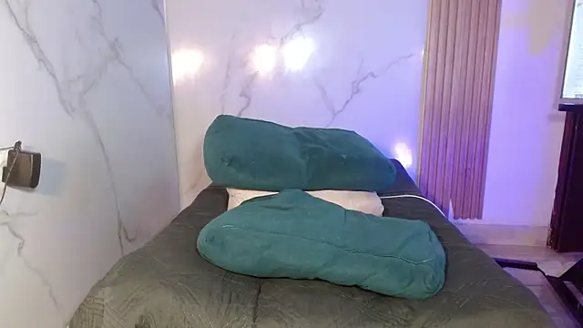 mollyguns online show from March 20, 6:53 pm