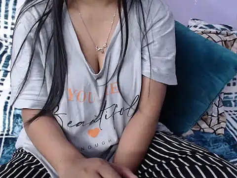 Freya nia online show from December 2, 6:59 am