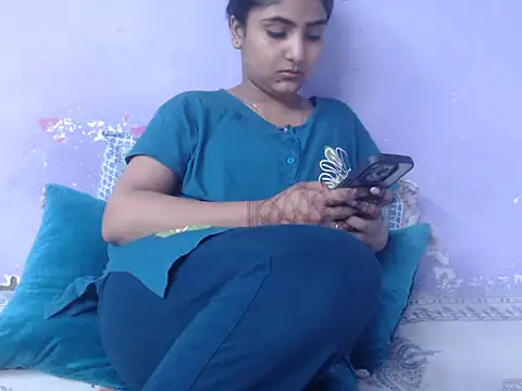 Freya nia online show from October 26, 1:33 pm