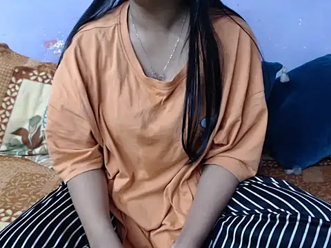 Freya nia online show from November 20, 6:36 am