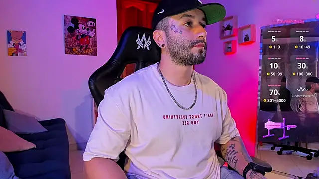 Alex maraj online show from November 4, 10:13 pm